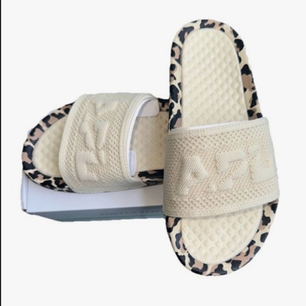 LAPL Big Logo TechLoom Slide Sandal in Black/Leopard Print. 🖤🤍🤎 Size 5. NIB!